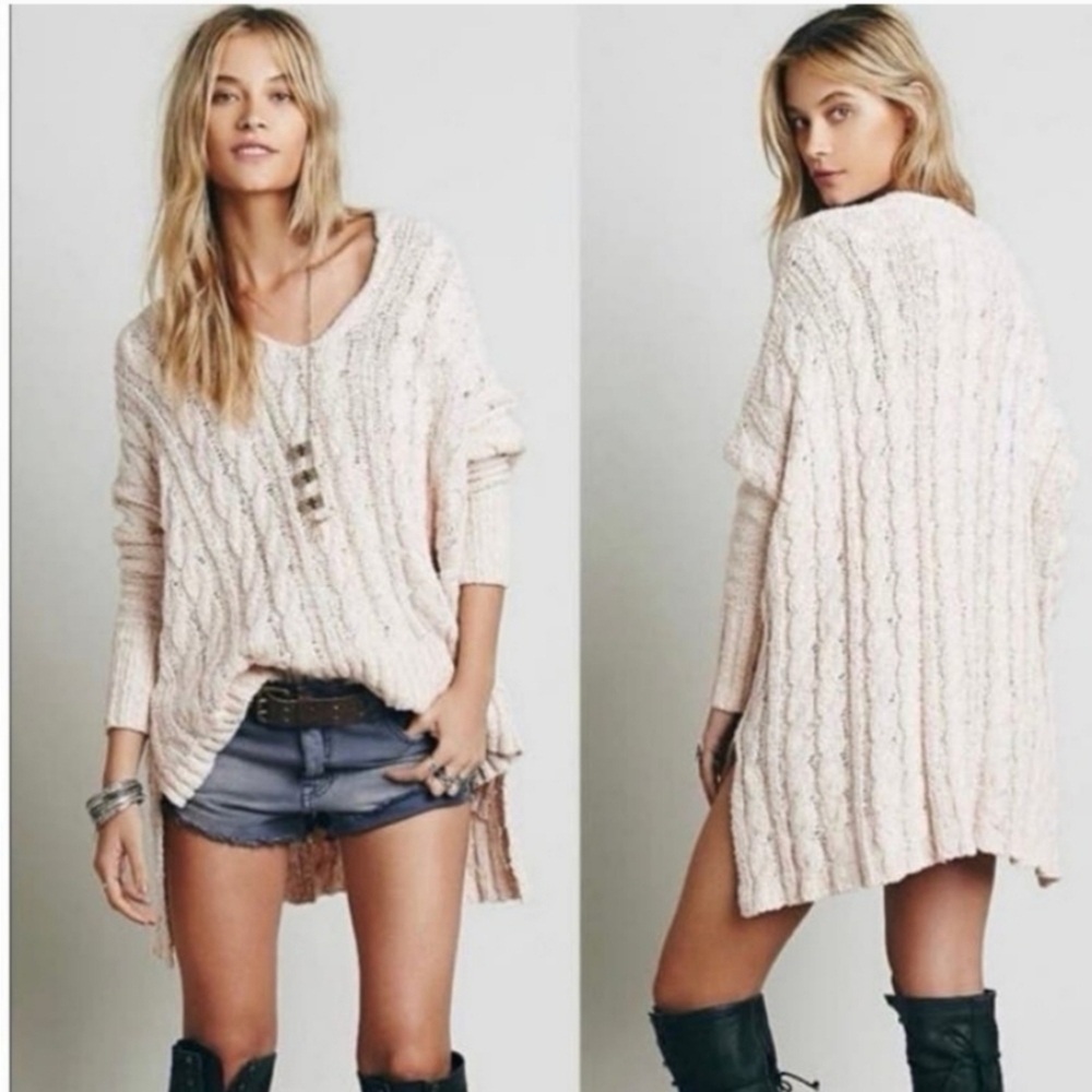 Free People Easy Cable Knit Sweater in Pale Pink•Size Small•EGUC - Picture 2 of 12